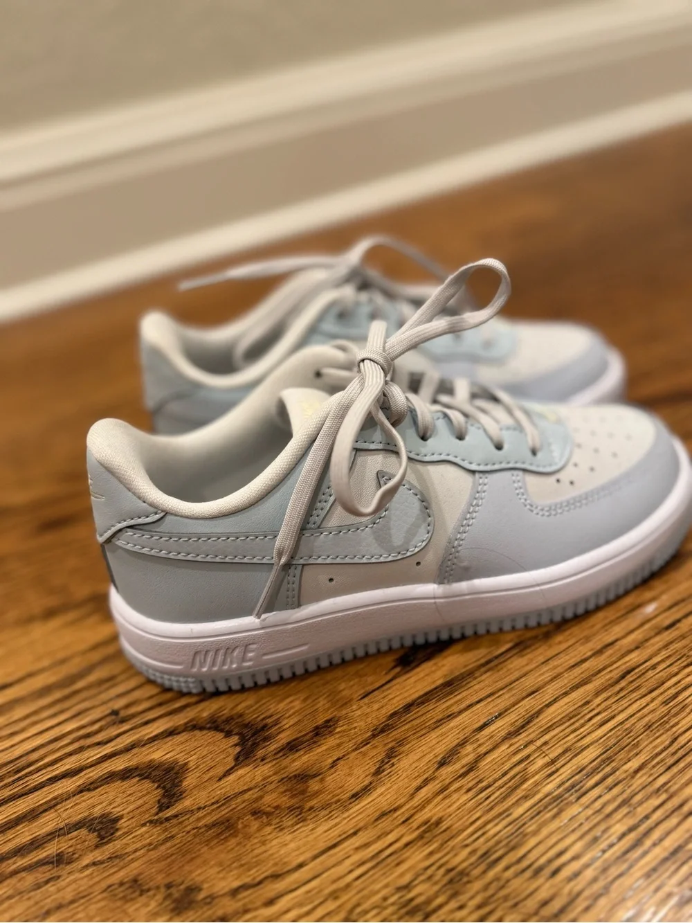 Nike Kids Force 1, Light Blue & White Low-Top Sneakers